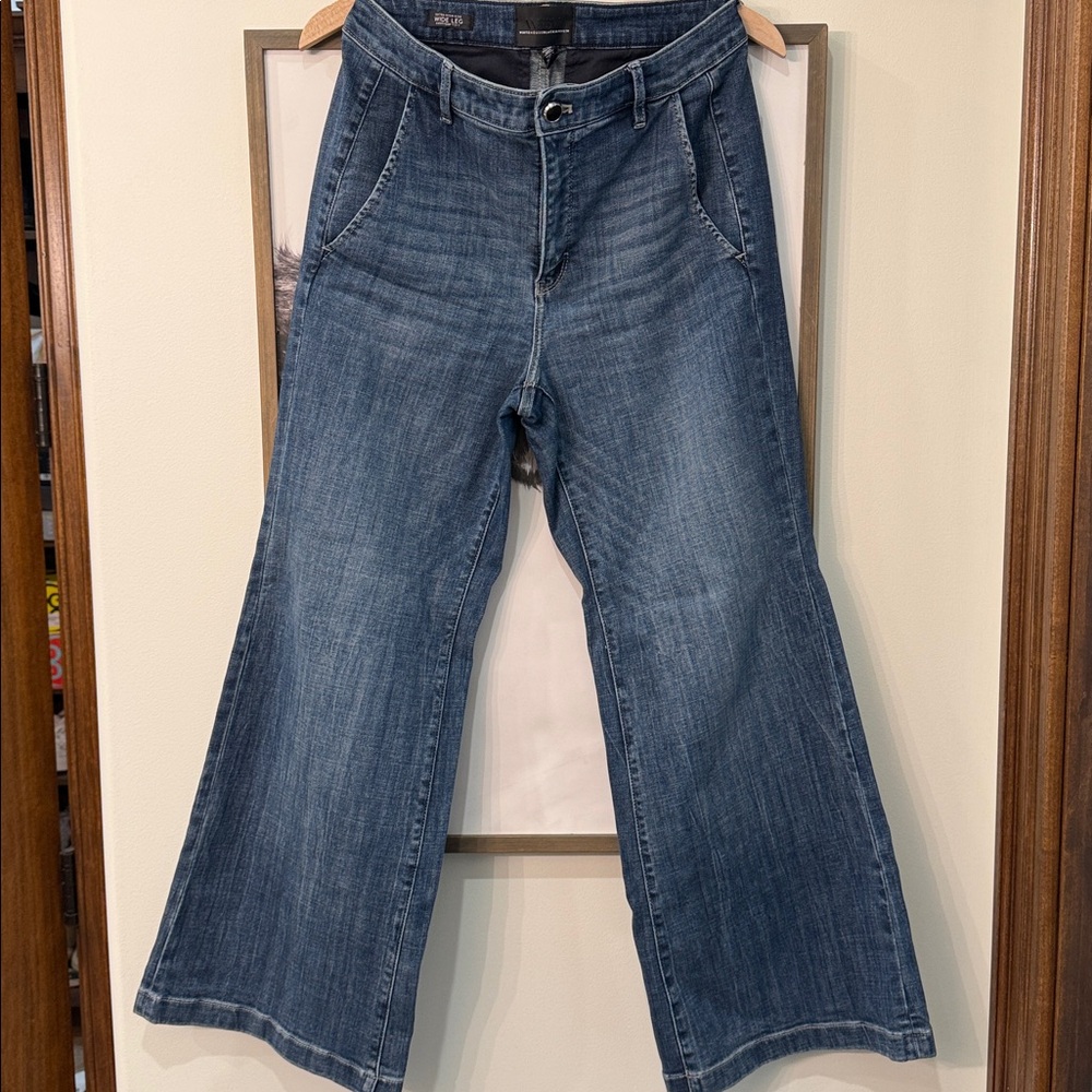 Women’s Blue Wide-Leg Jeans